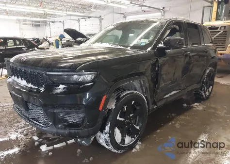 2023 Jeep Grand Cherokee Altitude 4X4 z USA, uszkodzony, nr VIN 1C4RJHAG3PC600258